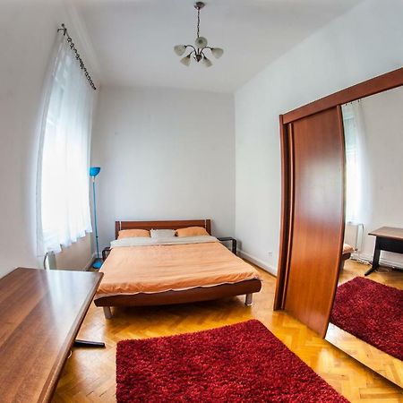 Inner City Apartment Debrecen Extérieur photo