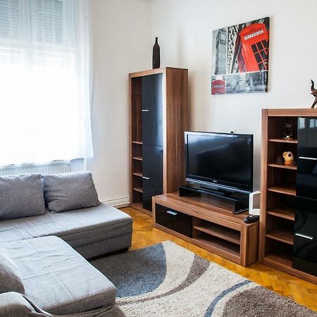 Inner City Apartment Debrecen Extérieur photo