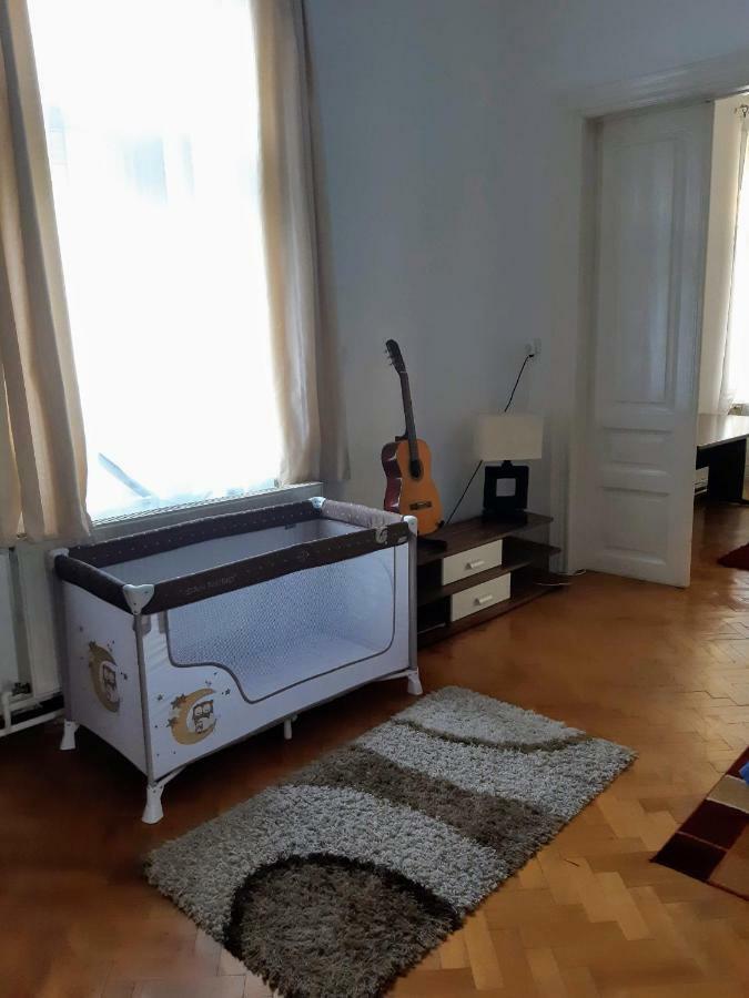 Inner City Apartment Debrecen Extérieur photo